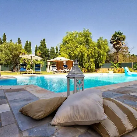 Sporting With Tennis Court, Swimming Pool, Football Field Near The Beaches * ألغيرو