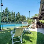 别墅 Sporting With Tennis Court, Swimming Pool, Football Field Near The Beaches 阿尔盖罗