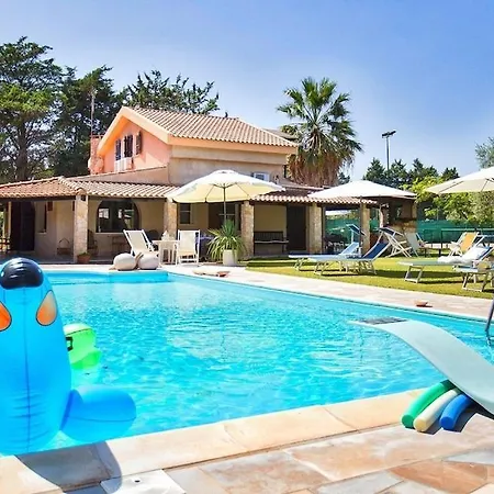 Sporting With Tennis Court, Swimming Pool, Football Field Near The Beaches Villa *