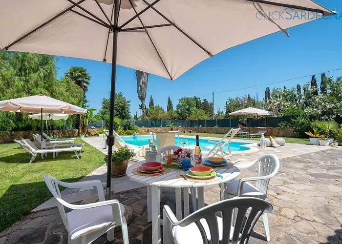 ヴィラ Sporting With Tennis Court, Swimming Pool, Football Field Near The Beaches *