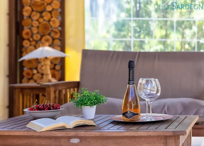 Sporting With Tennis Court, Swimming Pool, Football Field Near The Beaches ヴィラ