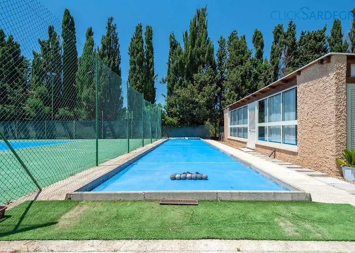 Sporting With Tennis Court, Swimming Pool, Football Field Near The Beaches *