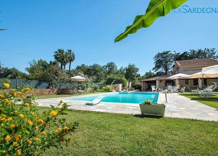 Sporting With Tennis Court, Swimming Pool, Football Field Near The Beaches *