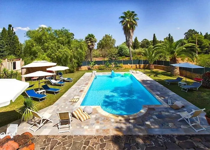 Sporting With Tennis Court, Swimming Pool, Football Field Near The Beaches Villa *