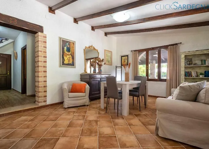 Sporting With Tennis Court, Swimming Pool, Football Field Near The Beaches Villa *