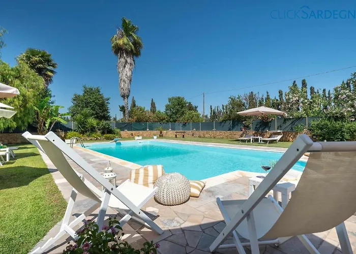 Sporting With Tennis Court, Swimming Pool, Football Field Near The Beaches Villa *